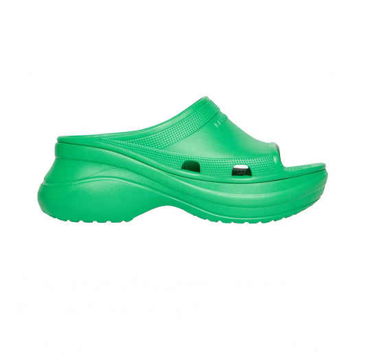 Balenciaga x Crocs “Pool Slides” (W)