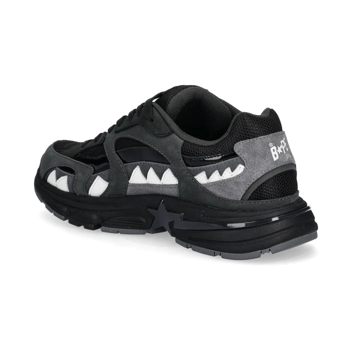 A BATHING APE BAPE “SHARK STA”