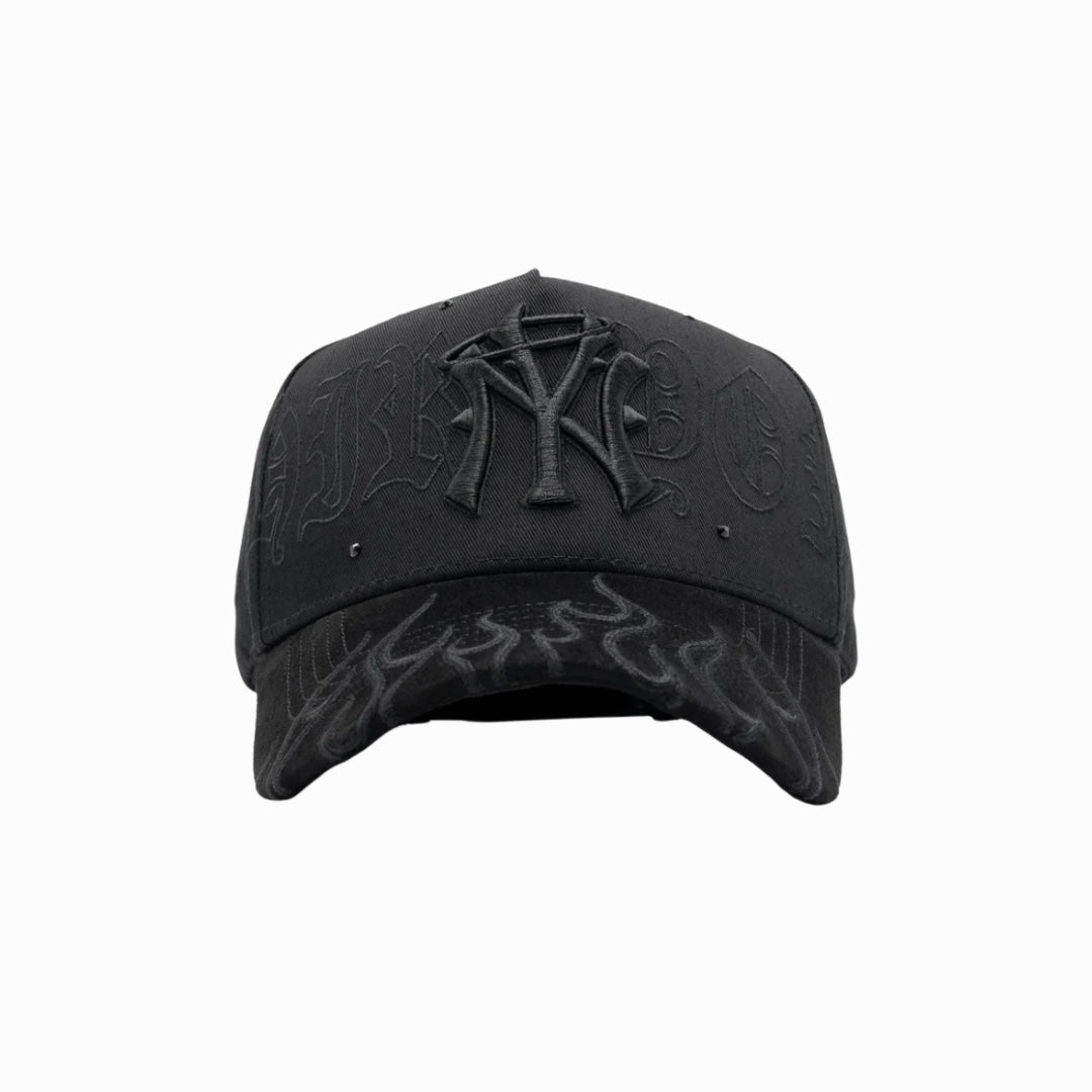 Gorra 31 Hats “NY Black in Black Flames”